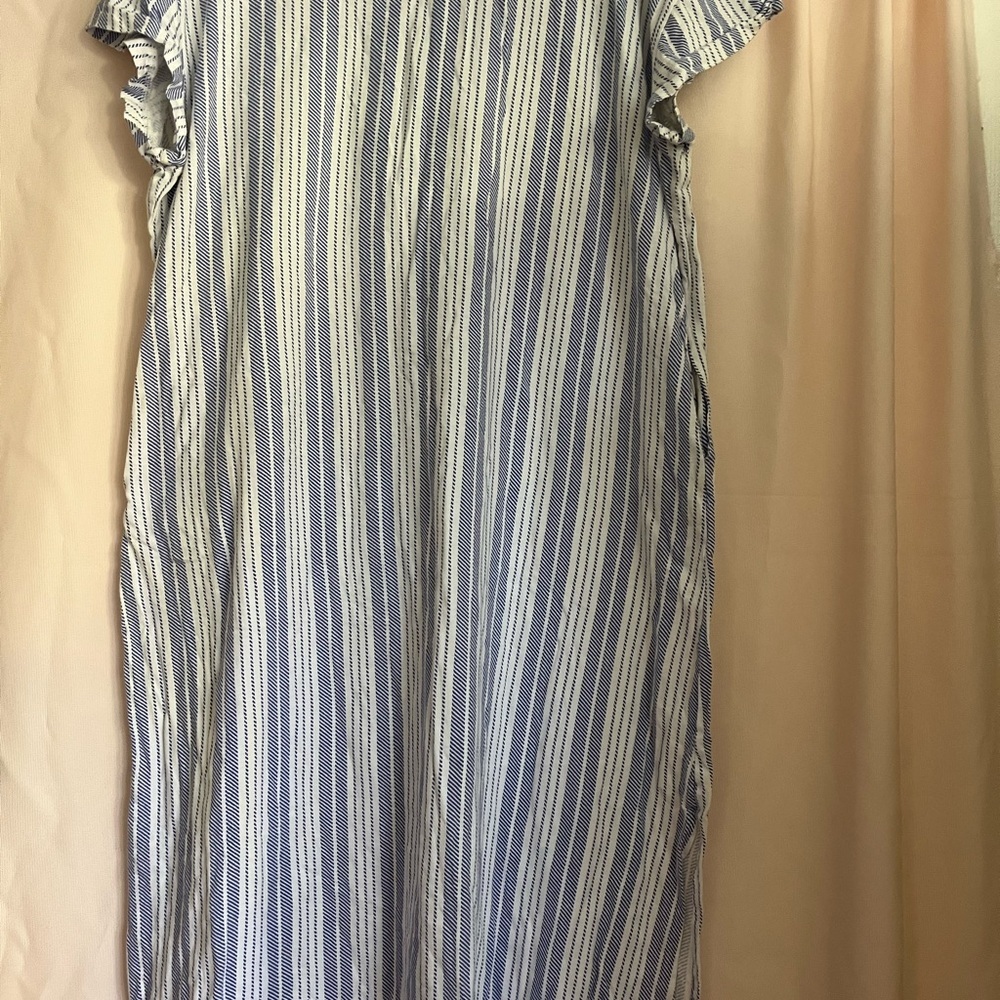 Striped Blue and White Maxi Dress - Picture 3 of 7